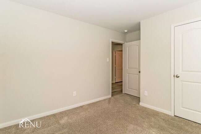 Building Photo - Coming Soon!