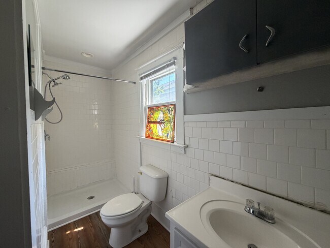 Building Photo - 414 Bladen St
