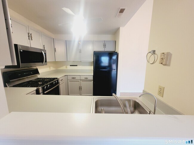Building Photo - 59 Rockledge Loop