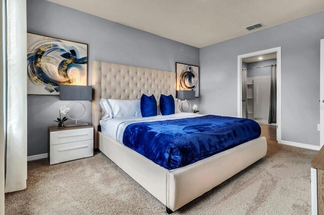 Building Photo - 9560 Black Walnut Dr