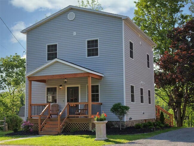 Primary Photo - 5 Bevins Rd