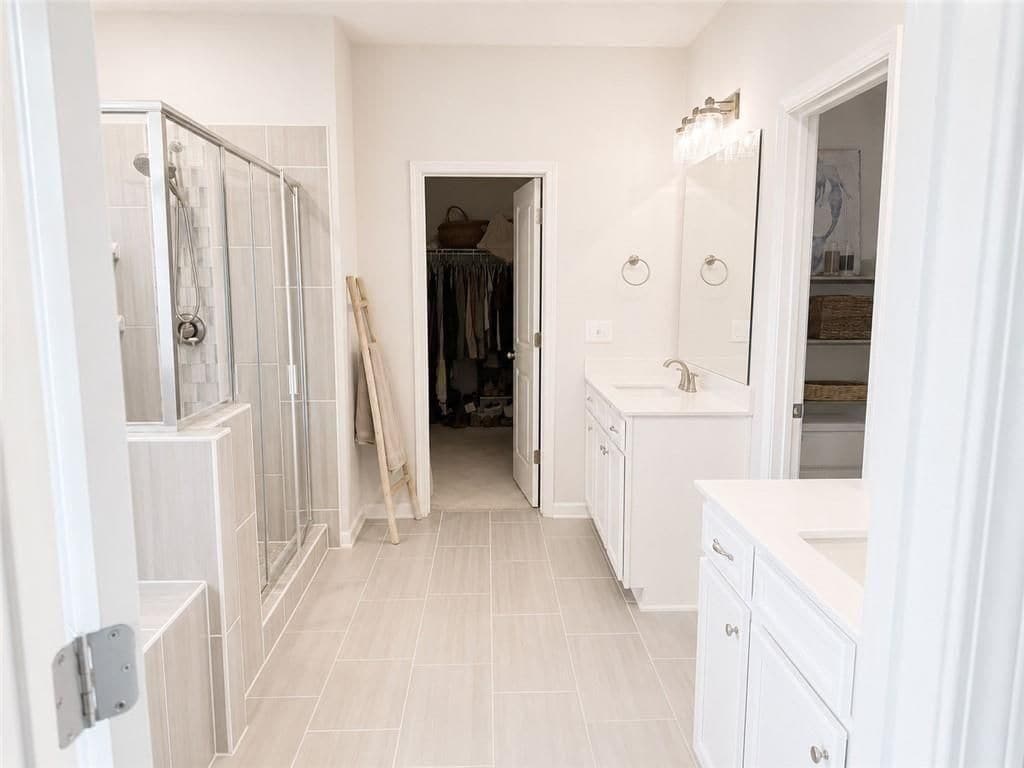 Building Photo - 580 Briard Dr
