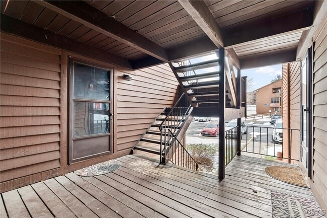 Building Photo - 325 Village Blvd N