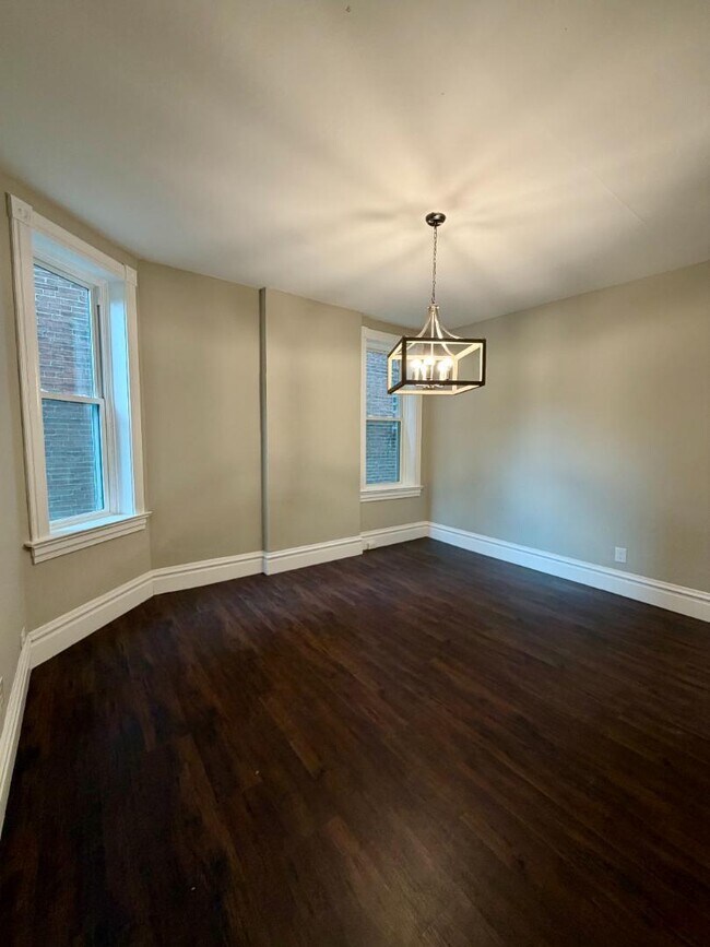 Building Photo - 3640 Liermann Ave