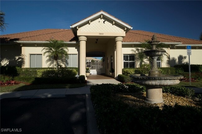 Building Photo - 7819 Regal Heron Cir