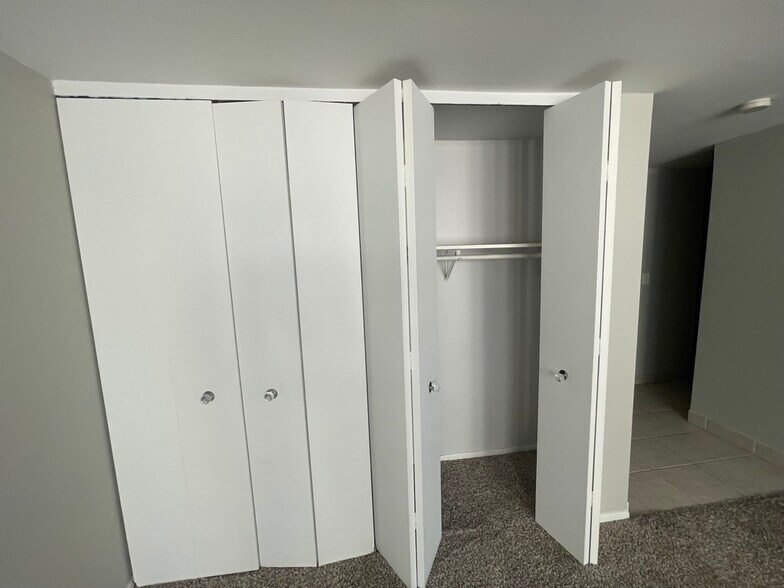 Building Photo - 233 E Erie St