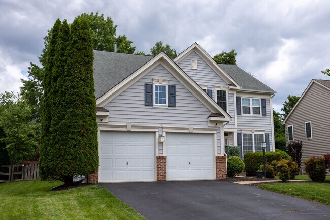 Building Photo - Coming Soon - Great find in Victory Lakes/...