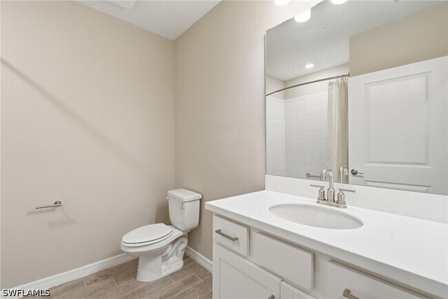 Building Photo - 11841 Venetian Lagoon Dr