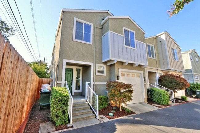 Building Photo - High Demand Park Place Home for Rent!