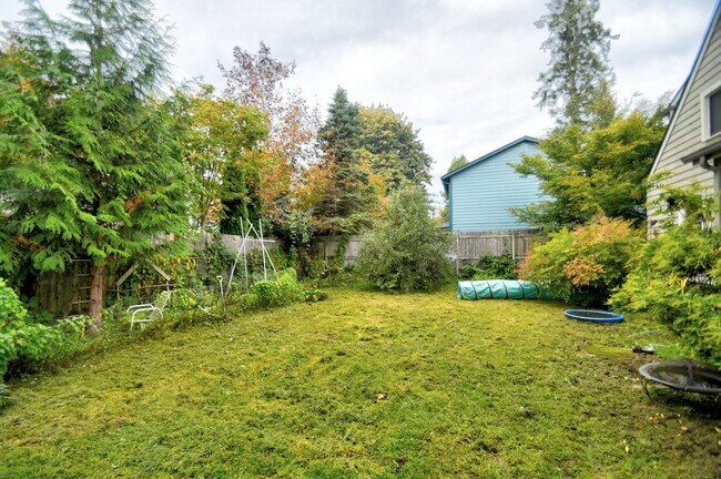 Building Photo - Charming 1-Bedroom Unit in Eastside Olympia
