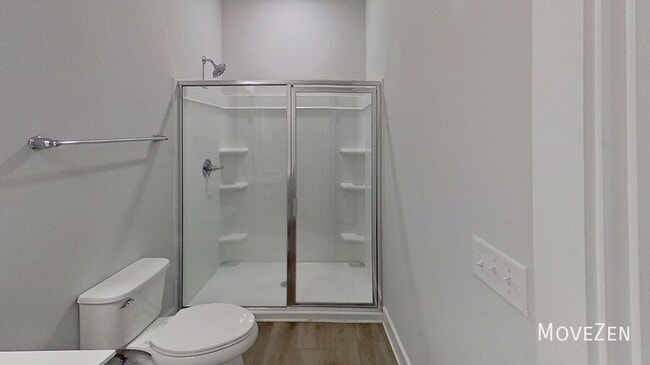 Building Photo - 210 Woodhouse Wy