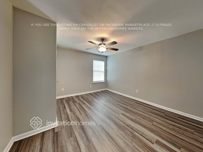 Building Photo - 1920 Northrop Dr