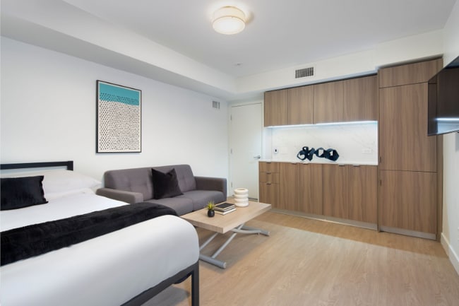 Building Photo - 11665 Mayfield Ave