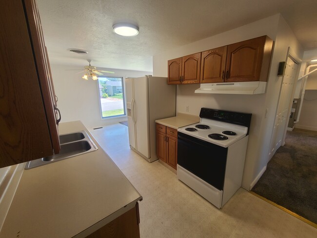Building Photo - 117 Ranch Dr