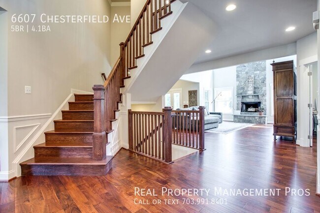 Building Photo - 6607 Chesterfield Ave