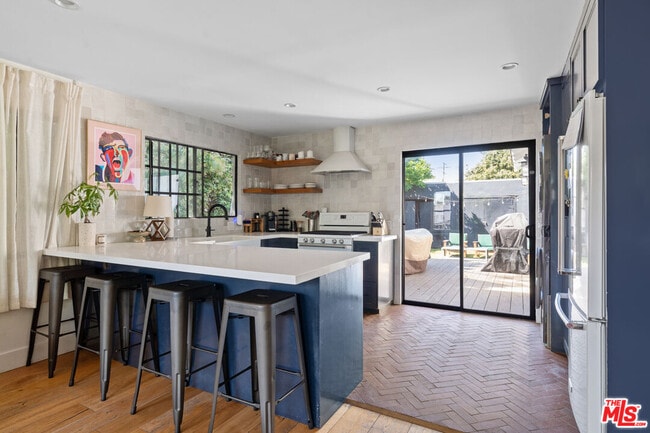 Building Photo - 11809 Marshall St