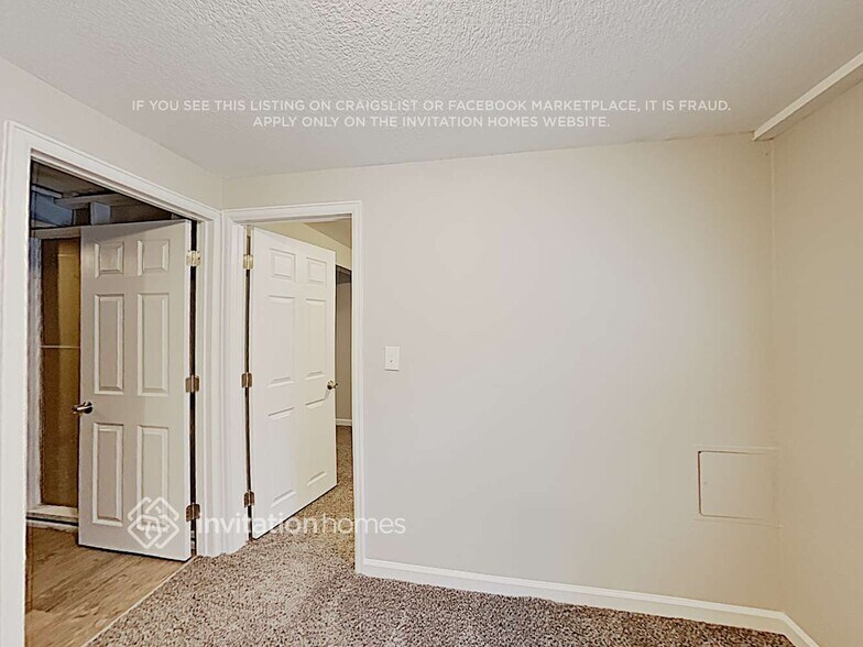 Building Photo - 4797 S Quintero St