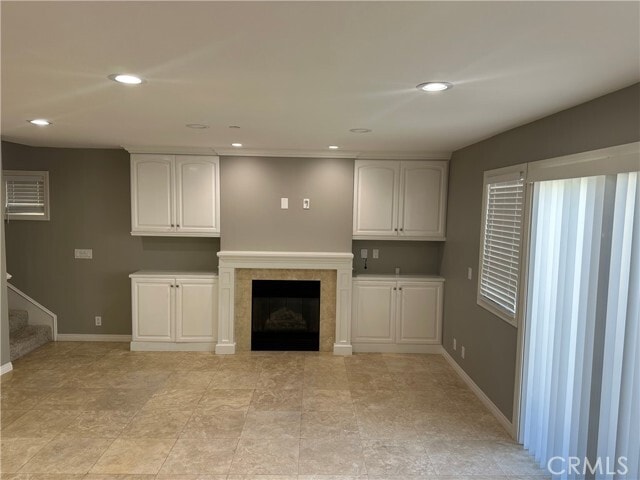 Building Photo - 208 41st St