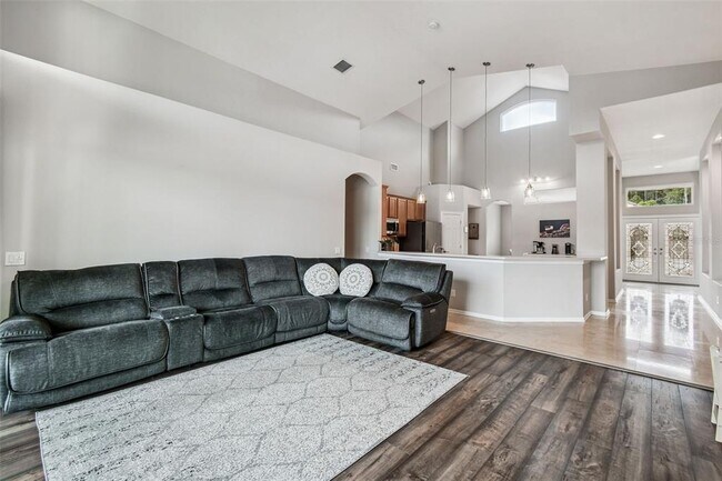 Building Photo - 16106 Rambling Rd