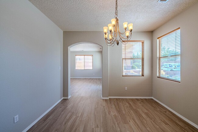 Building Photo - 10532 Coyote Canyon Pl NW