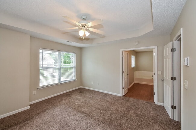 Building Photo - 57 Darbys Run Ct
