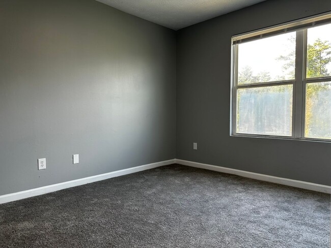 Building Photo - Open House Available on Friday, August 7 Time: 6:30 PM – 7:00 PM  25% Move-in Special available f...