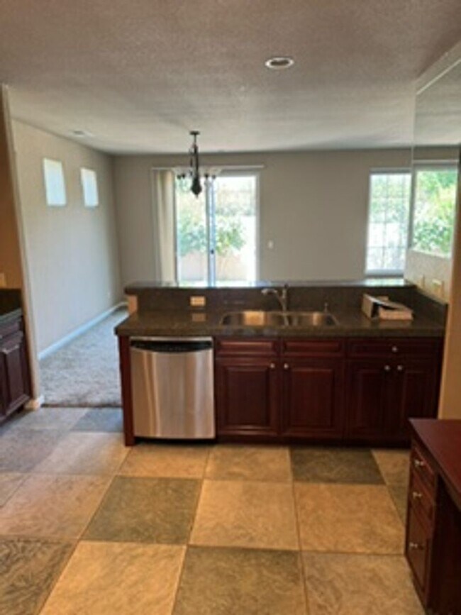 Building Photo - 1825 Resistol Dr