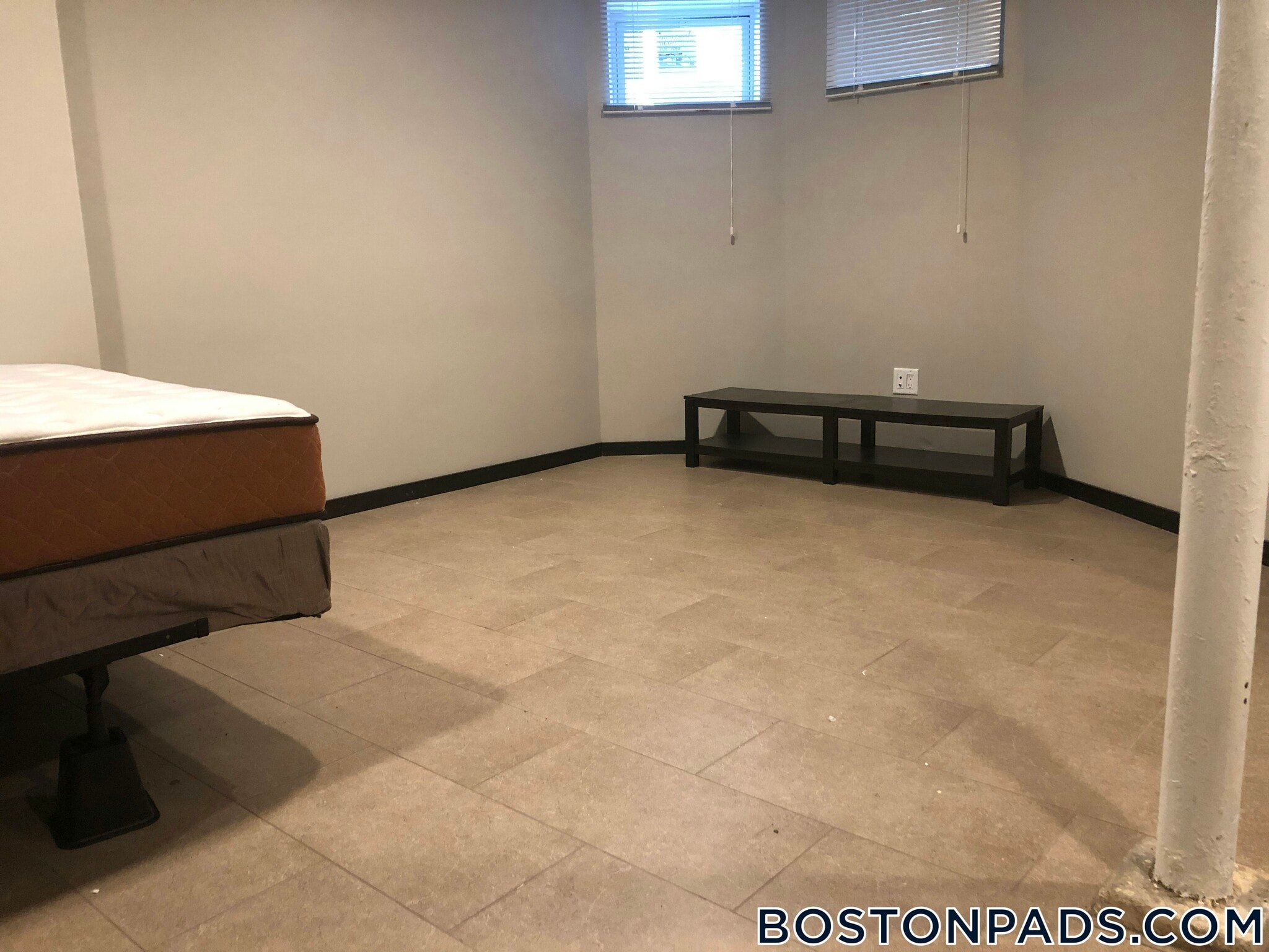 Building Photo - 46 Creighton St