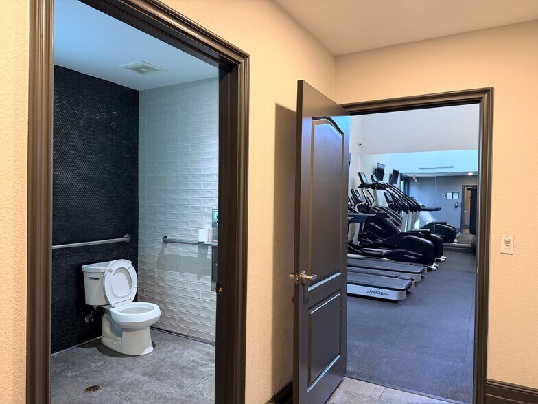 Gym BAthroom - 3950 Ohio St