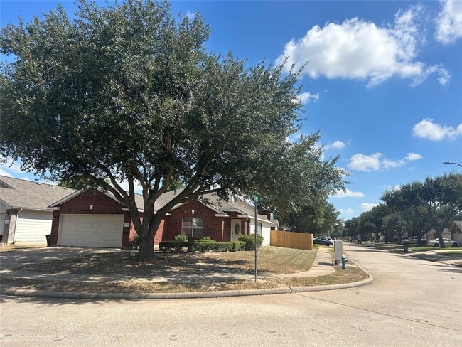 Building Photo - 6706 Wild Pecan Trail