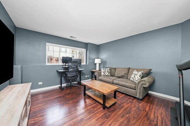 Building Photo - 861 Pheasant Trail