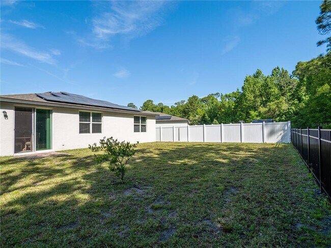 Building Photo - 573 Vista Villages Blvd