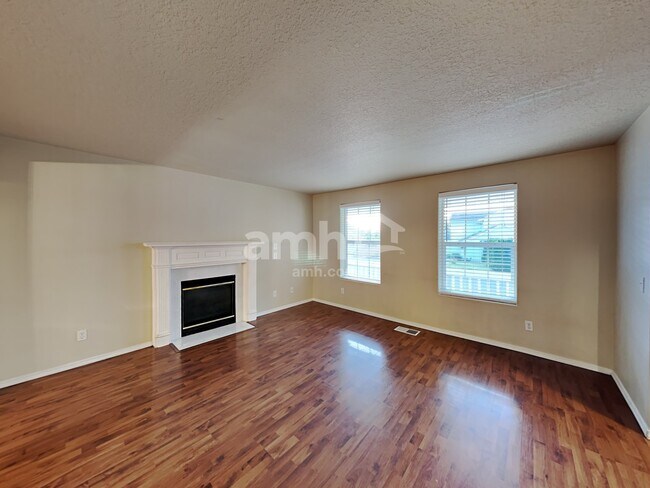 Building Photo - 34607 Rocky Ct