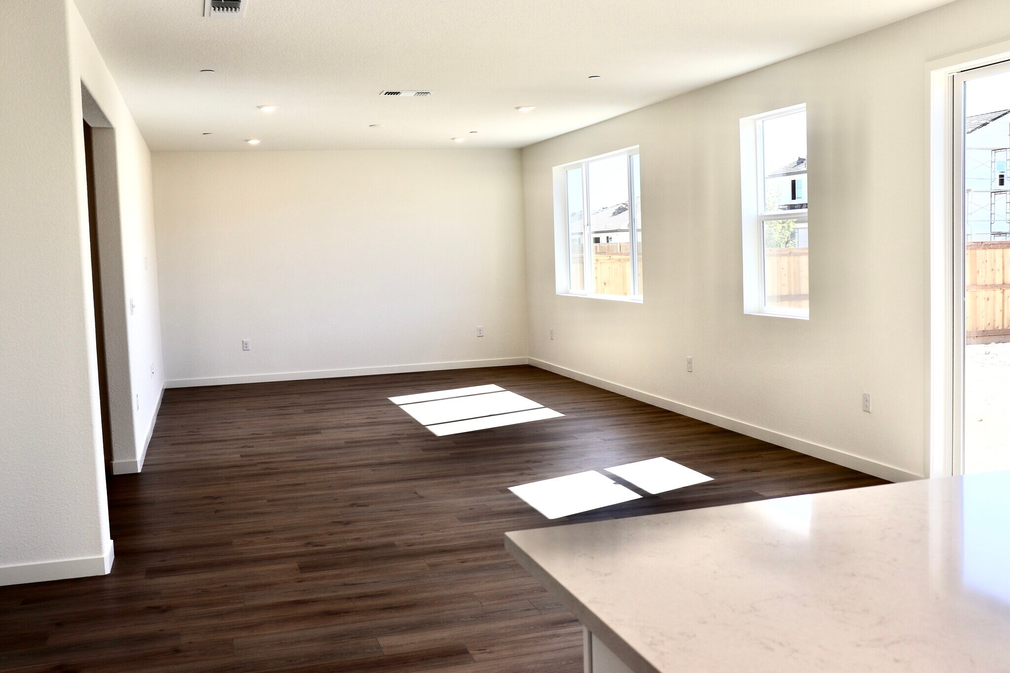 Building Photo - 1536 Minories Dr