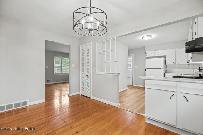 Building Photo - 3026 Klonway Dr