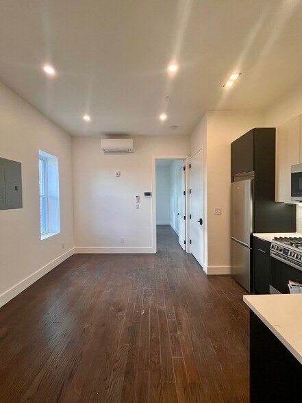 Building Photo - 294 Hoboken Ave