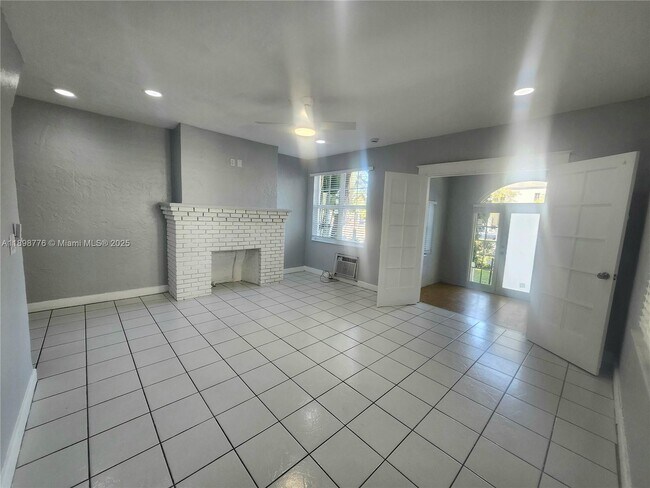 Building Photo - 1507 Meridian Ave