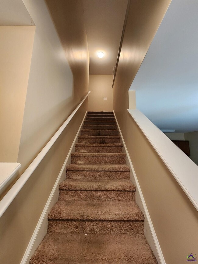Building Photo - 223 Flowing Meadows Dr