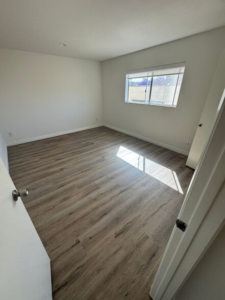 Building Photo - 3725 Glendon Ave