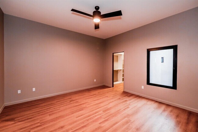 Building Photo - 7219 Rocio Dr