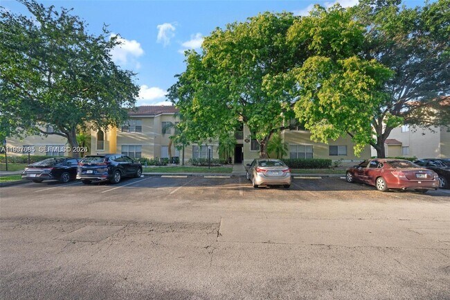 Building Photo - 12400 Vista Isles Dr