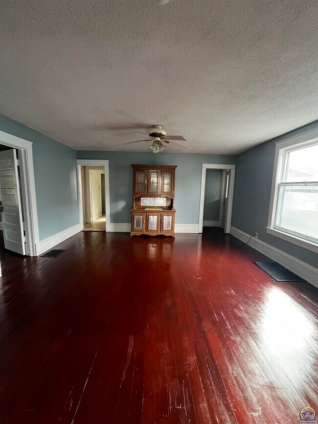 Building Photo - 810 Exchange St