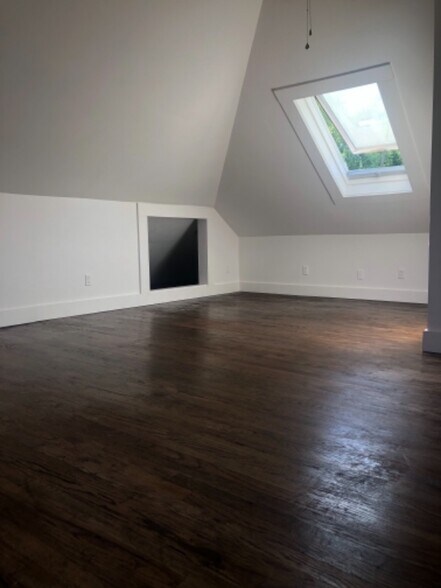 Building Photo - 4481 Petaluma Blvd N