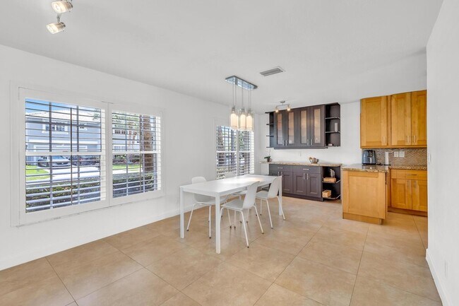 Building Photo - 10694 Wheelhouse Cir