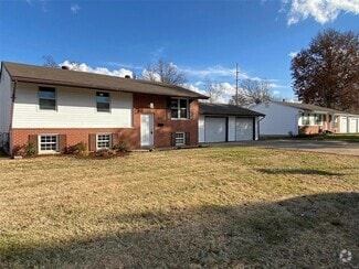 Building Photo - 906 St Matthew Ave