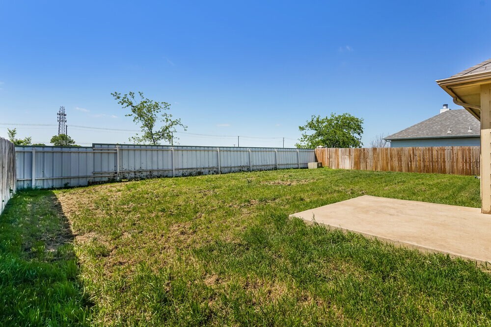 Building Photo - 12717 Carpenter Ln