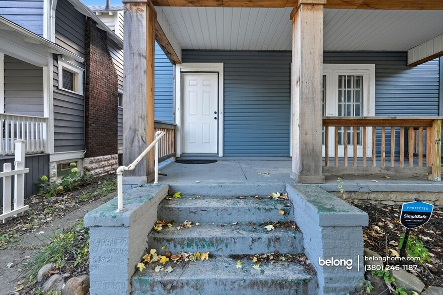 Building Photo - 904 Studer Ave