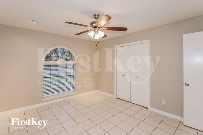 Building Photo - 2005 Tulsa St