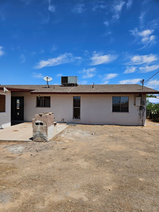 Building Photo - EAST MESA HOME FOR RENT