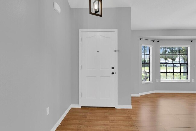 Building Photo - 2414 Sweetwater Blvd